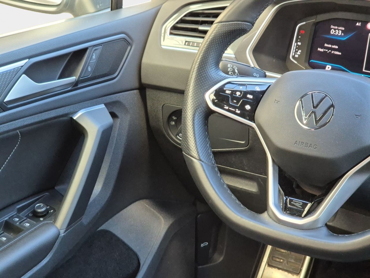 Volkswagen Tiguan 2.0 Tdi 150 Cv Dsg R-line - Foto 2