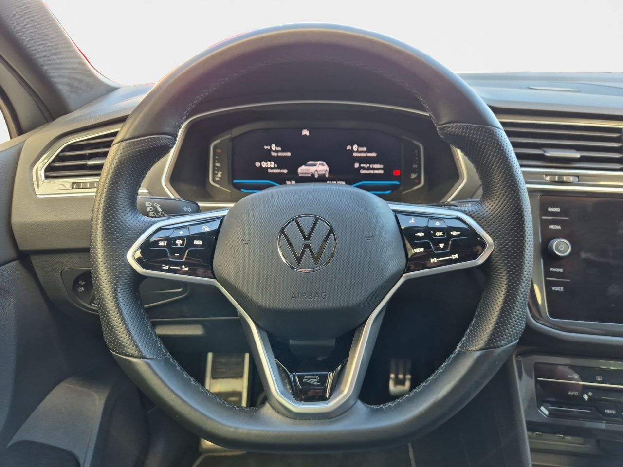 Volkswagen Tiguan 2.0 Tdi 150 Cv Dsg R-line - Foto 2