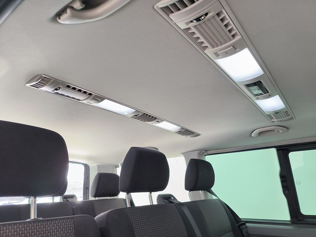 Volkswagen Caravelle 6.1 Origin Batalla Corta 2.0 Tdi 81 Kw 110 Cv 5 Vel. 3.080 - Foto 2