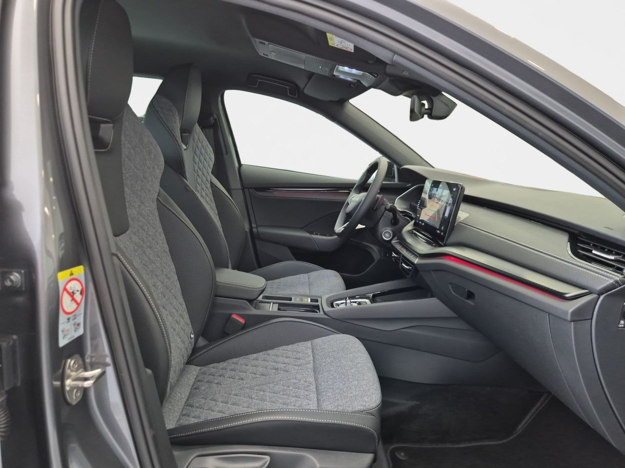 Skoda Octavia Combi Sportline 1,5 Tsi M-hev 150 Cv - Foto 2