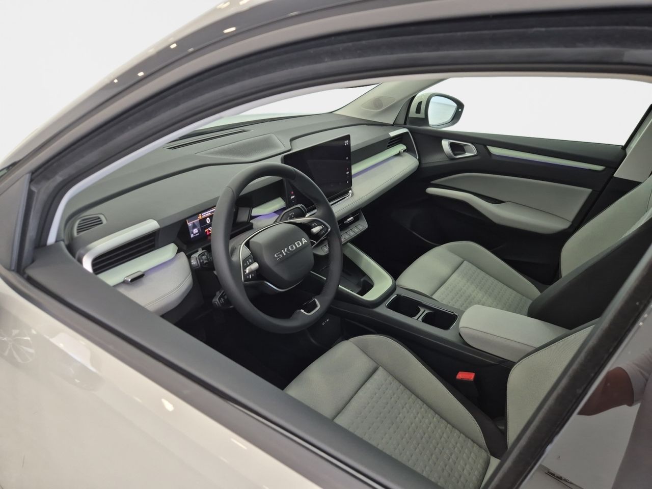 Skoda Epiq Selection 55 Kwh 155 Kw 210 Xc - Foto 2