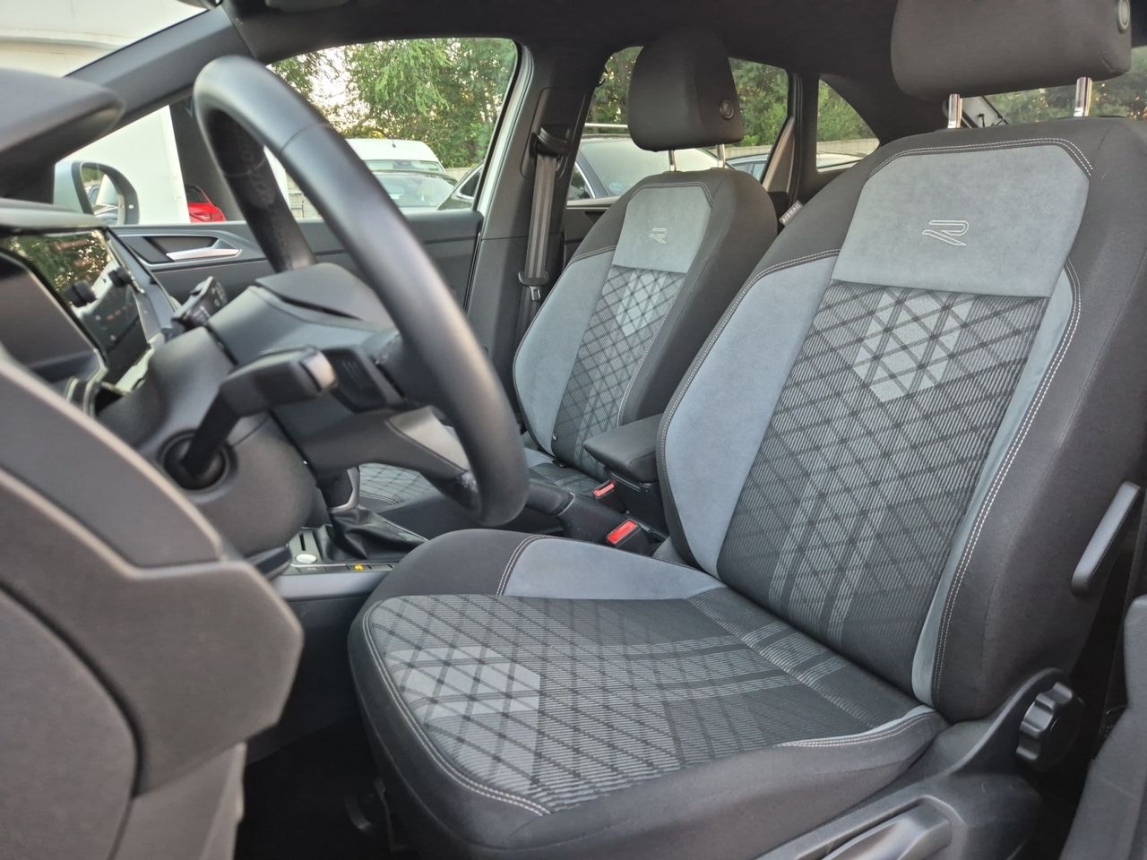 Volkswagen Taigo R-line 1.0 Tsi 85kw (116cv) Dsg - Foto 2