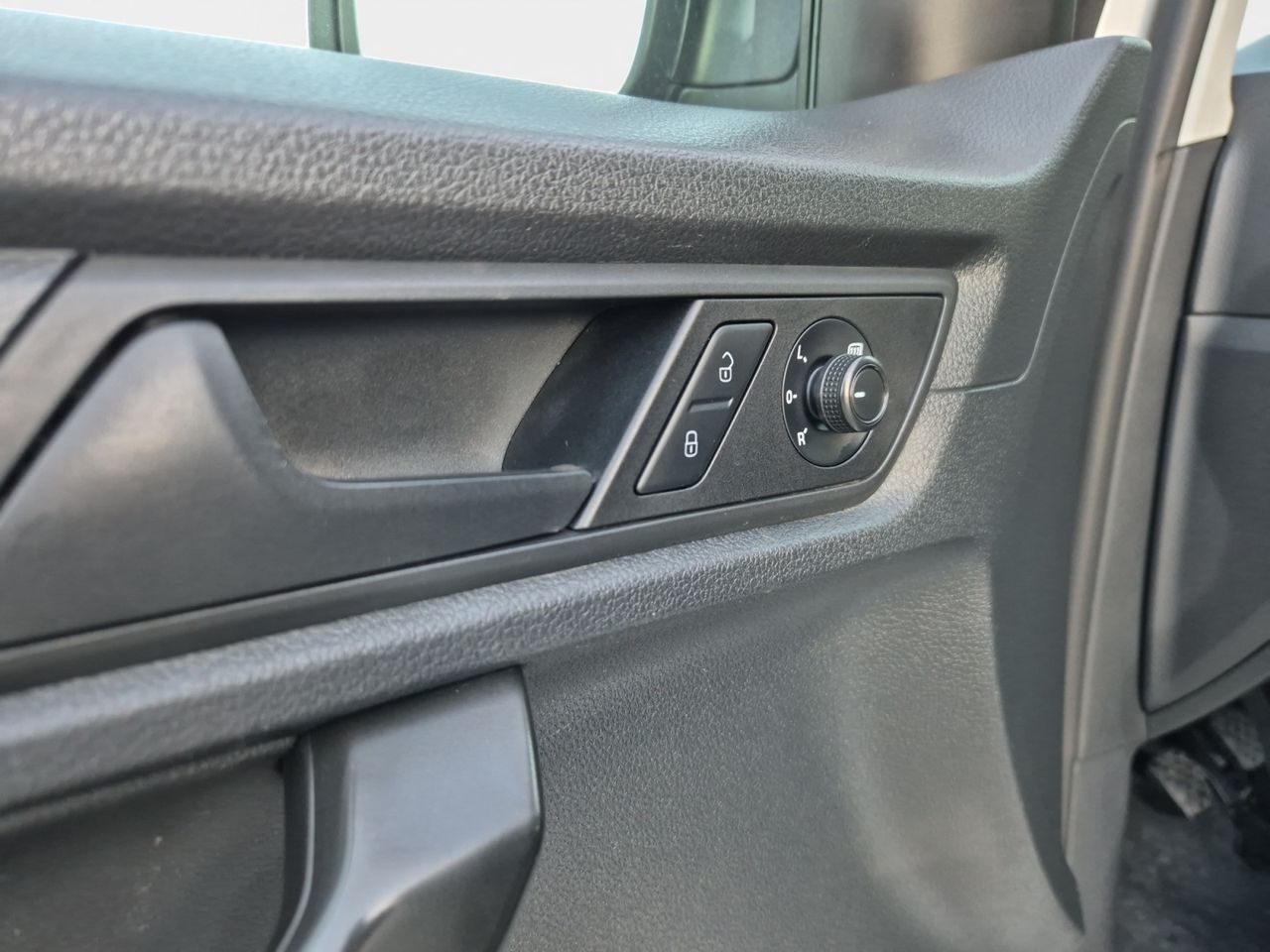 Volkswagen Caddy Furgon 20 Tdi 102cv - Foto 2