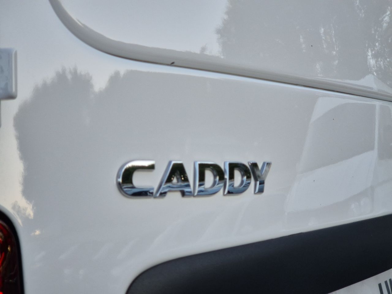 Volkswagen Caddy Furgon 20 Tdi 102cv - Foto 2