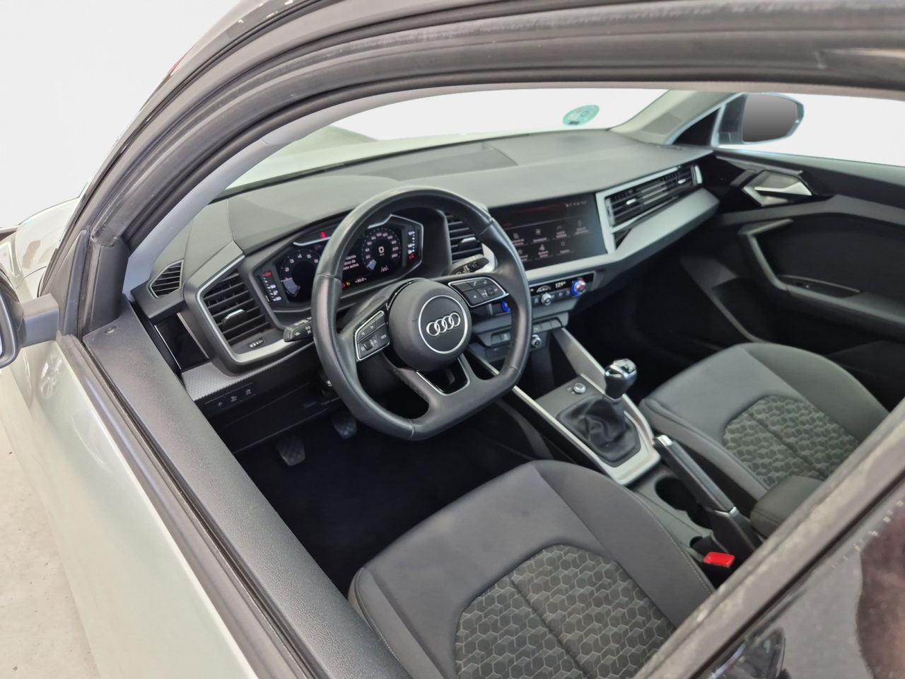 Audi A1 Sb 25 Tfsi 95cv Adrenalin - Foto 2