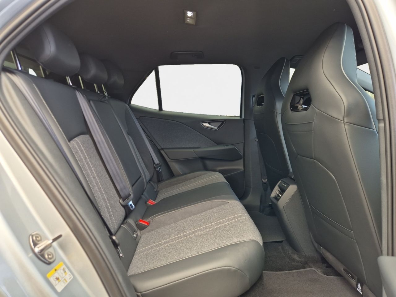 Volkswagen Id.3 Neo Style 125 Kw (170 Cv) 50 Kwh - Foto 2