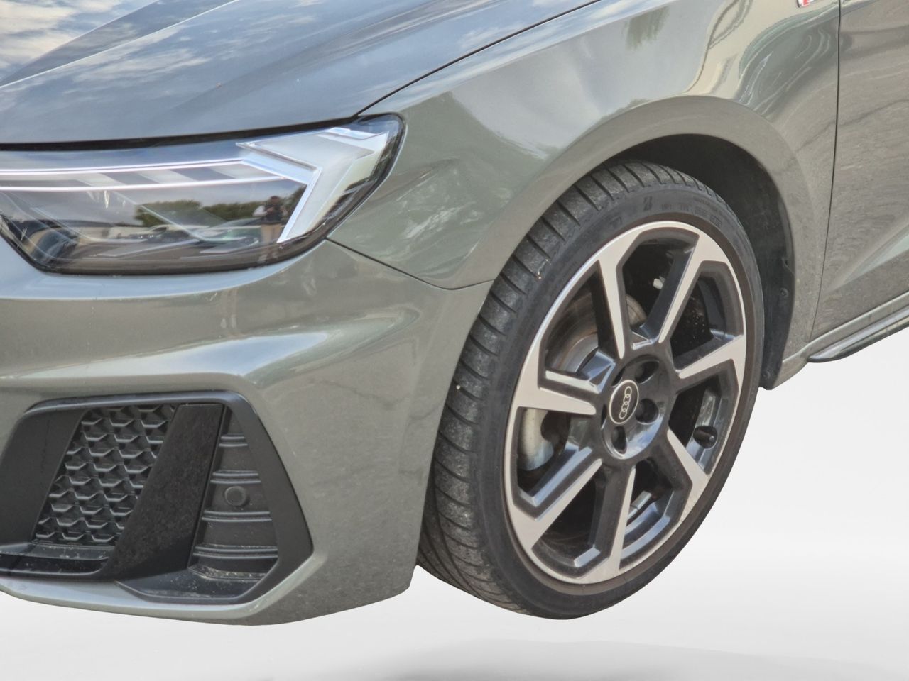 Audi A1 Sb 30 Tfsi 116cv Stronic Black Line Edition - Foto 2