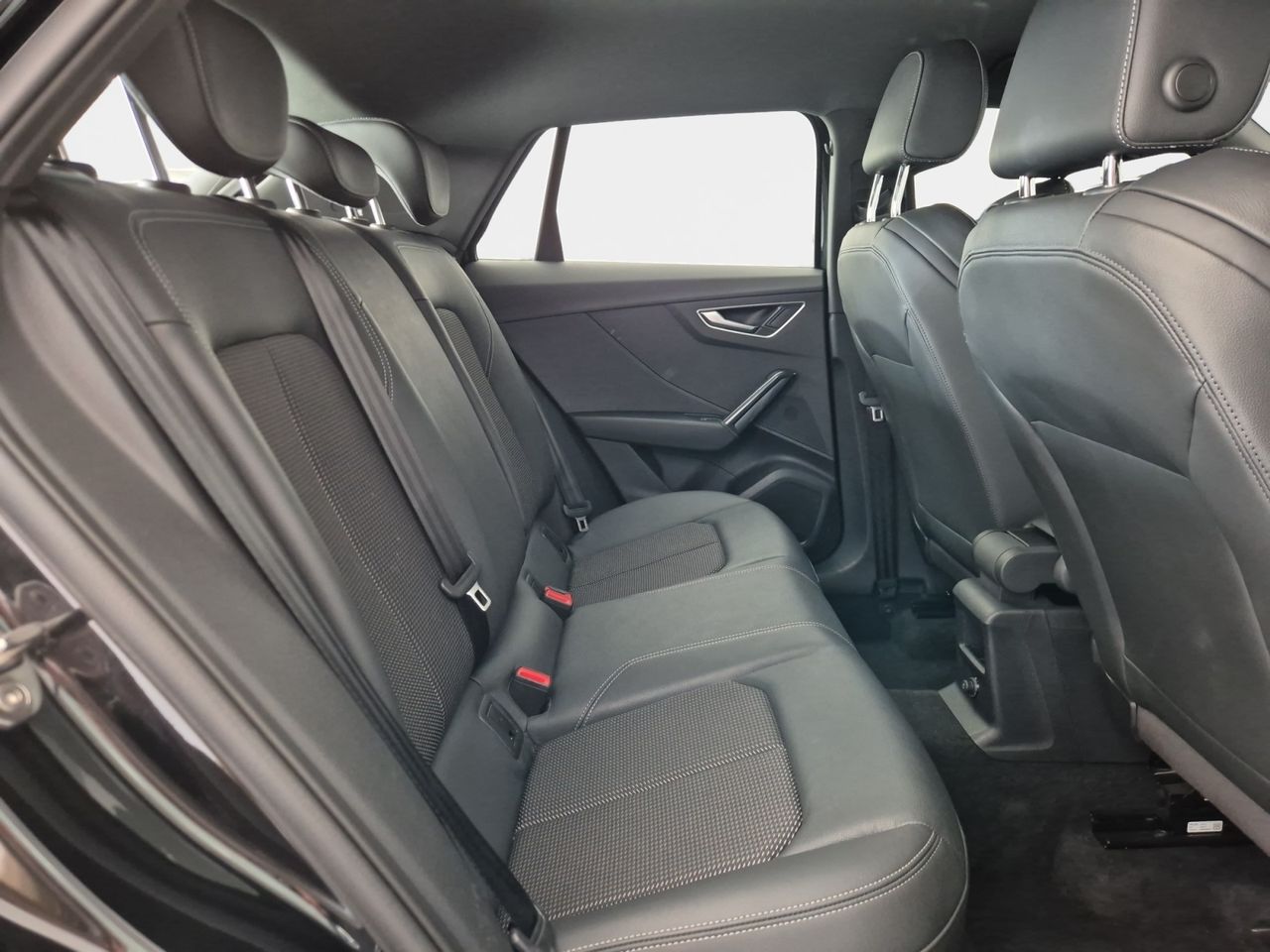 Audi Q2 35 Tdi 150 Cv Stronic Adrenalin - Foto 2