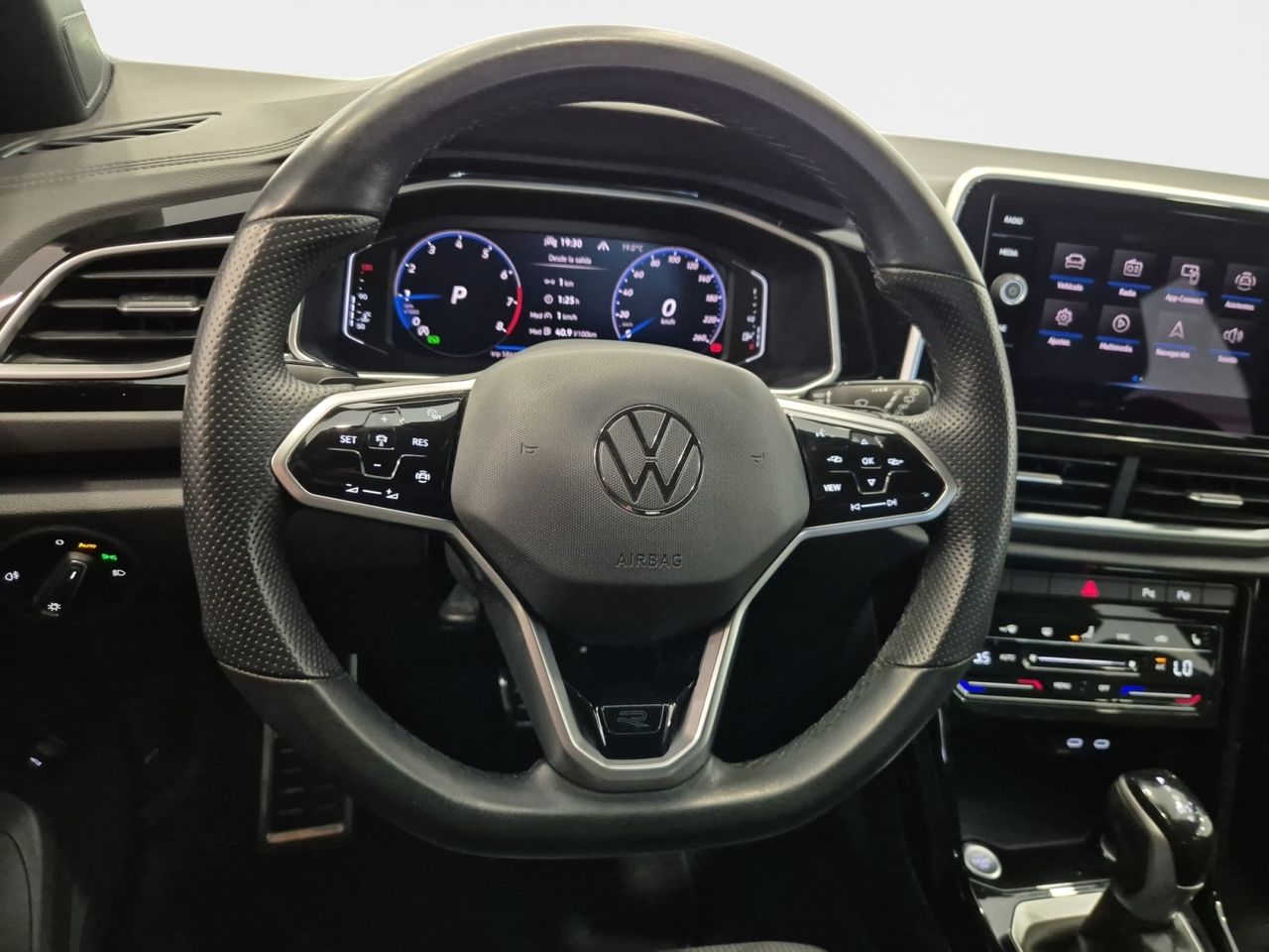 Volkswagen T-roc 1.5 Tsi 150cv Dsg Rline - Foto 2