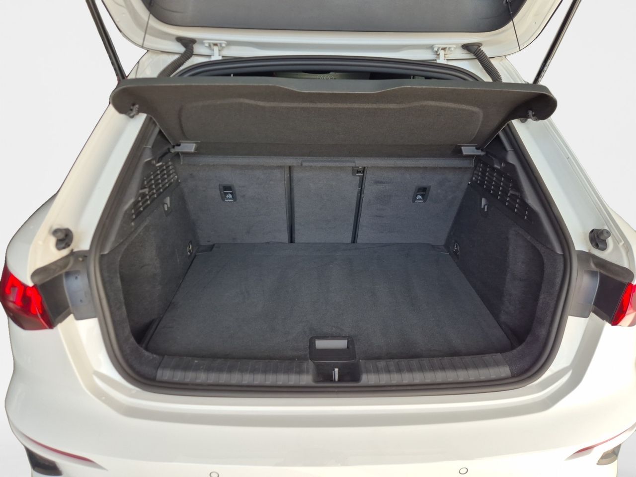 Audi A3 Sb 40 Tfsi 204cv Stronic Advance - Foto 2