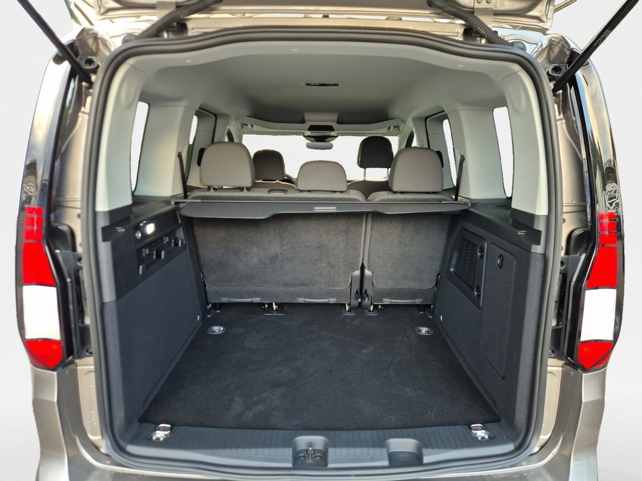 Volkswagen Caddy Outdoor Phev 1.5 Tsi Ehybrid 85kw/110kw - Foto 2