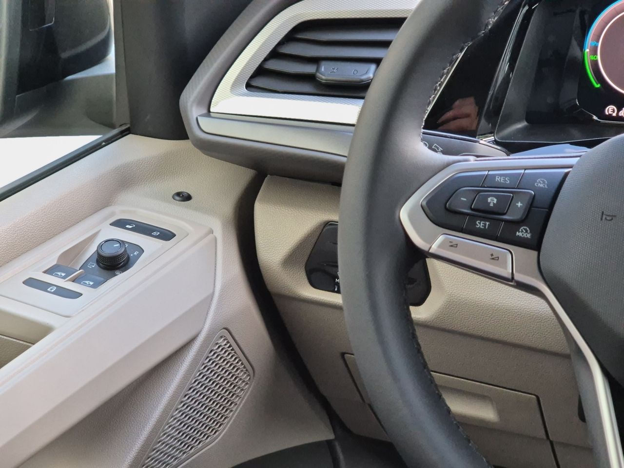 Volkswagen Multivan Edition+ 1.5 Ehybrid 130 Kw Dsg 4m B.c. - Foto 2