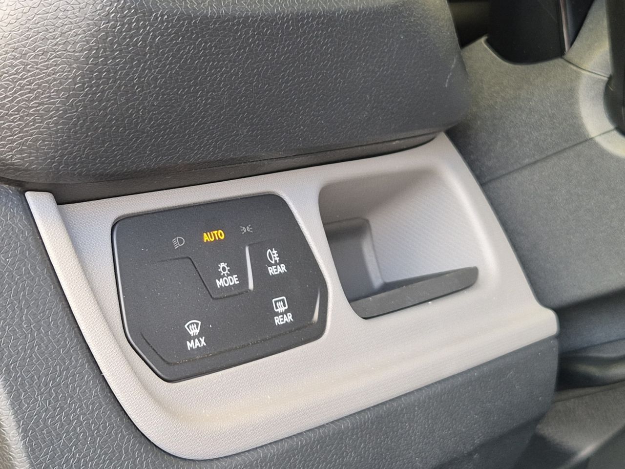 Volkswagen Id.buzz Cargo 286 Cv - Foto 2