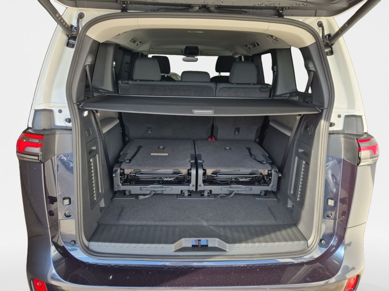 Volkswagen Id.buzz E-motion 7 Asientos 210kw (286cv) 79kwh - Foto 2