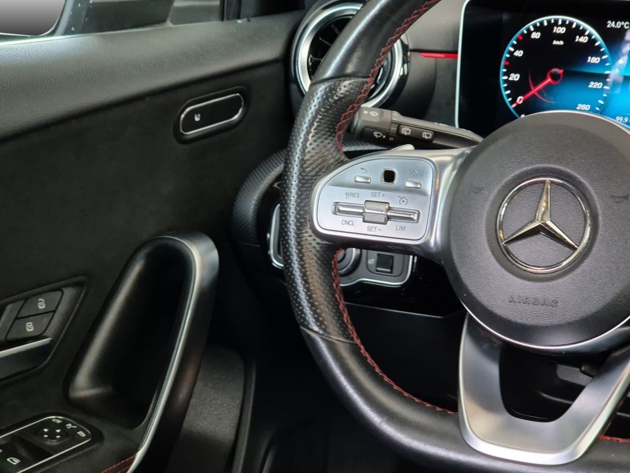 Mercedes Clase A 220 - Foto 2