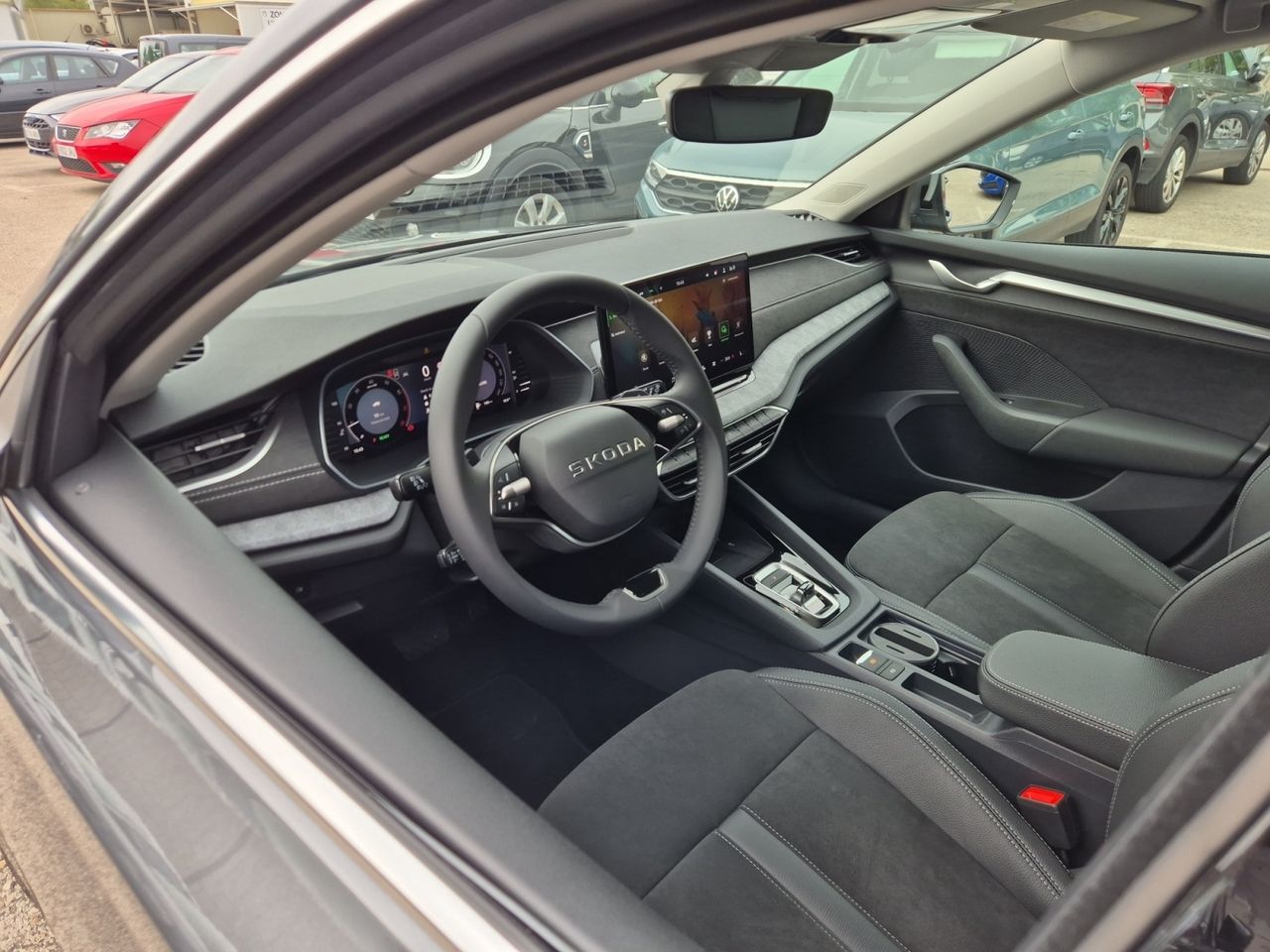 Skoda Octavia Combi 1.5 Tsi 110kw Dsg M-hev Plus - Foto 2