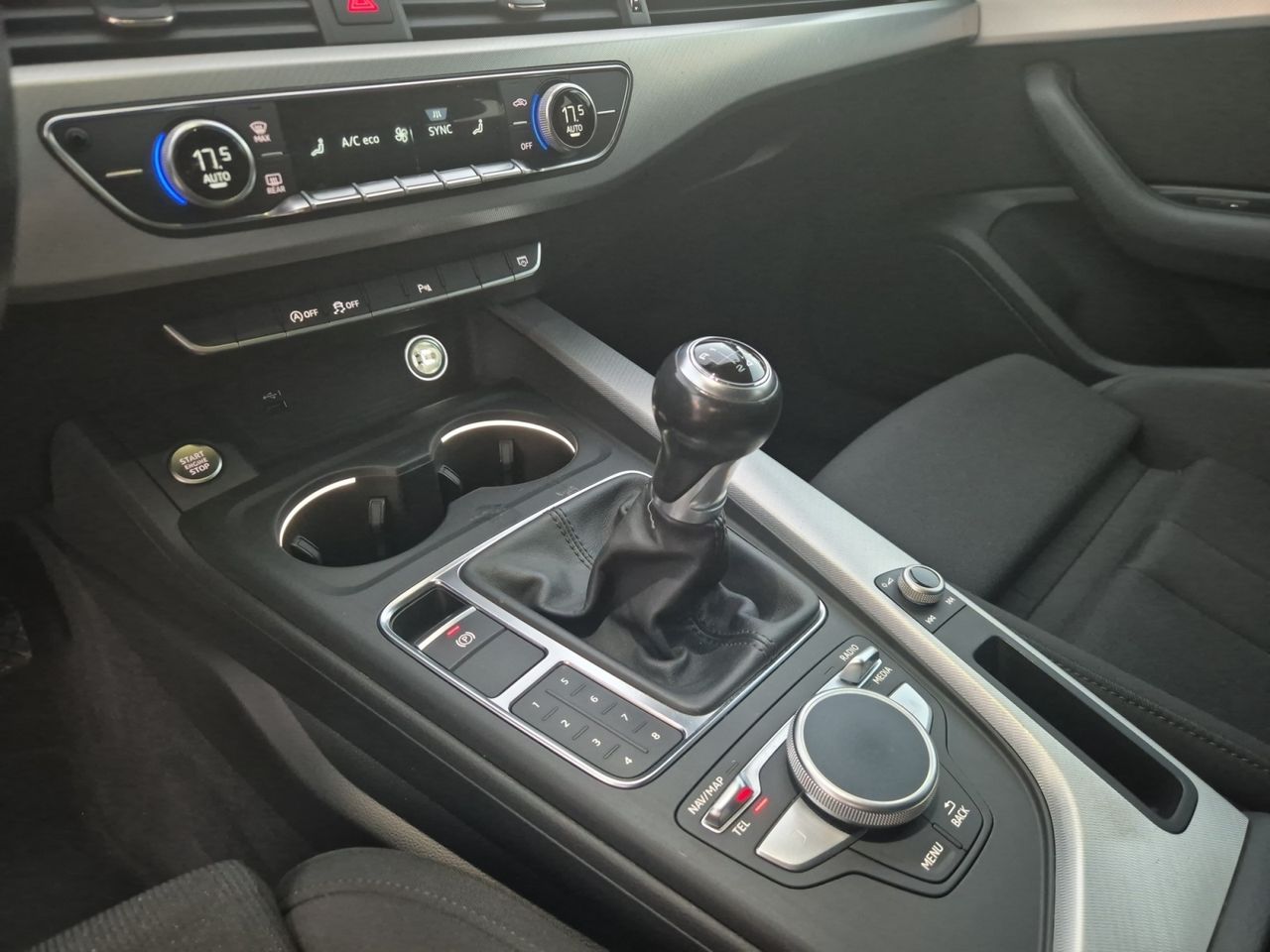Audi A4 Avant Tfsi 150cv Sline - Foto 2