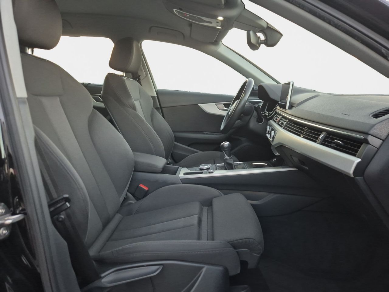 Audi A4 Avant Tfsi 150cv Sline - Foto 2