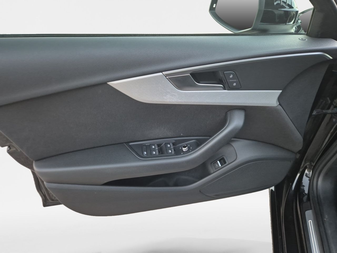 Audi A4 Avant Tfsi 150cv Sline - Foto 2
