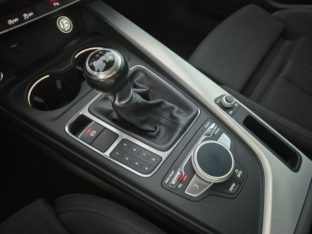 Audi A4 Avant Tfsi 150cv Sline - Foto 2