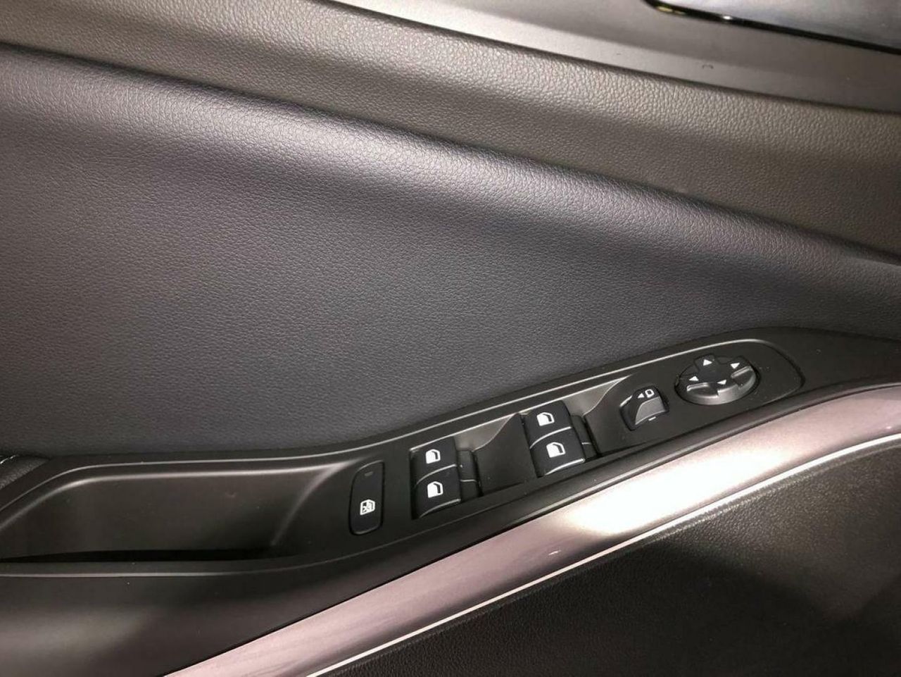 Opel Grandland 1.2 Turbo Ultimate - foto 12