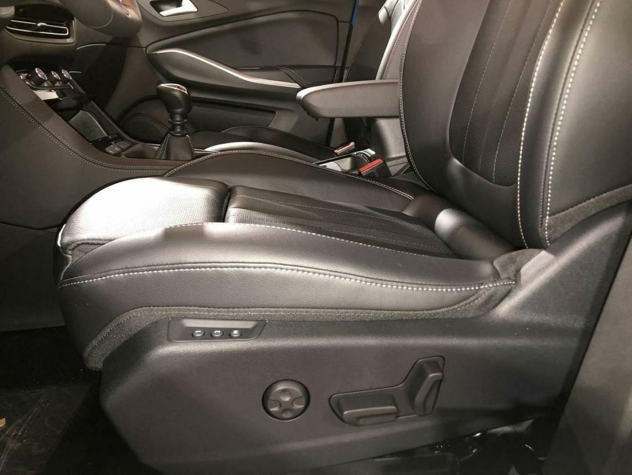 Opel Grandland 1.2 Turbo Ultimate - foto 11