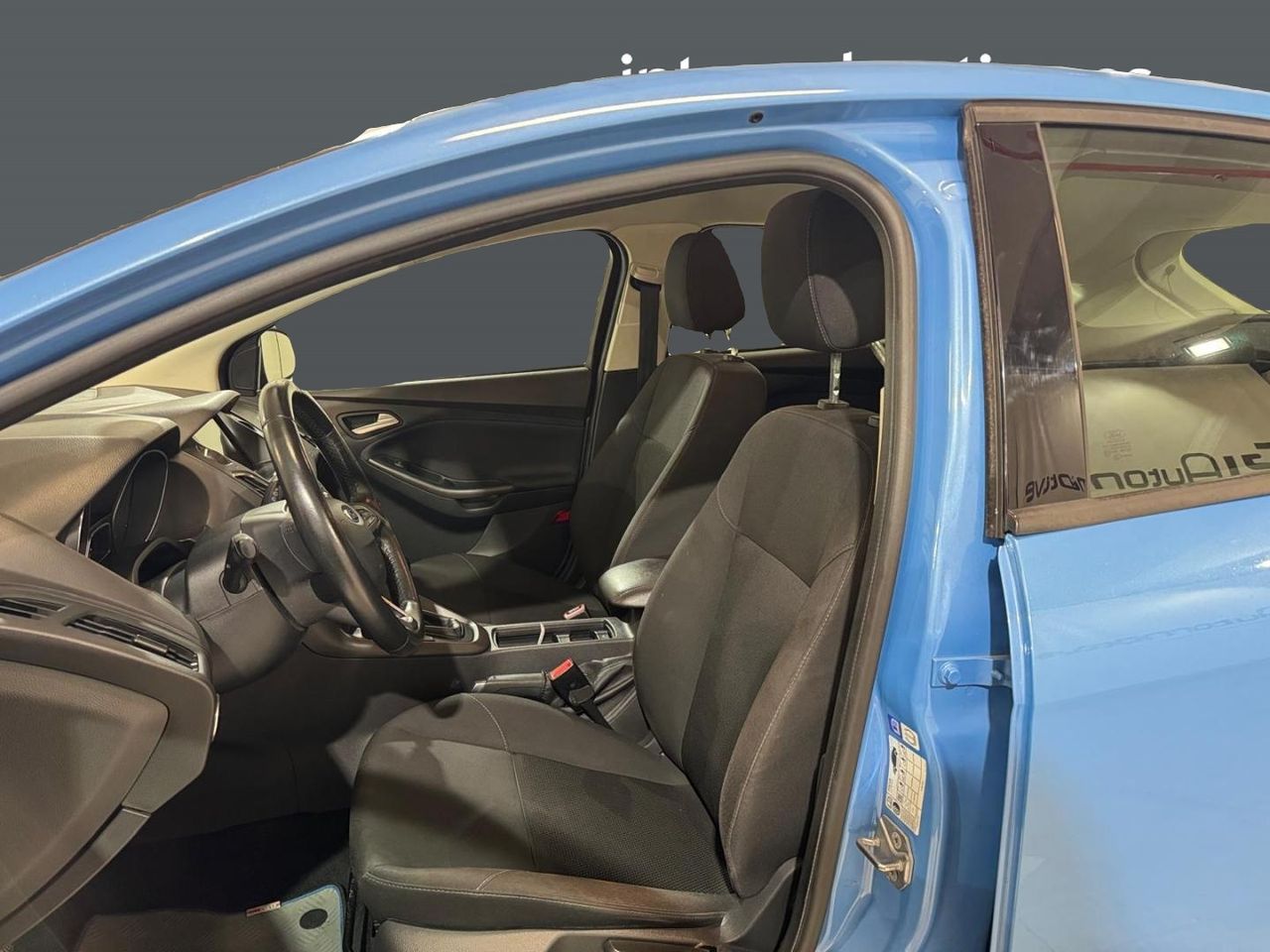 Ford Focus 1.0 Ecoboost 92kW Trend+ - foto 11