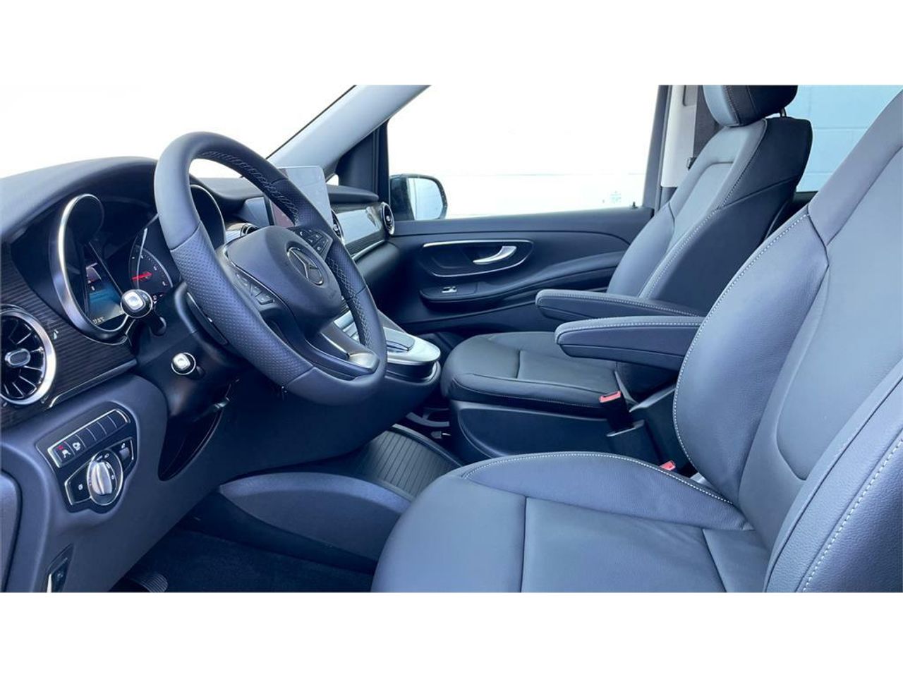 Mercedes Clase V 300 d Avantgarde Largo - foto 7