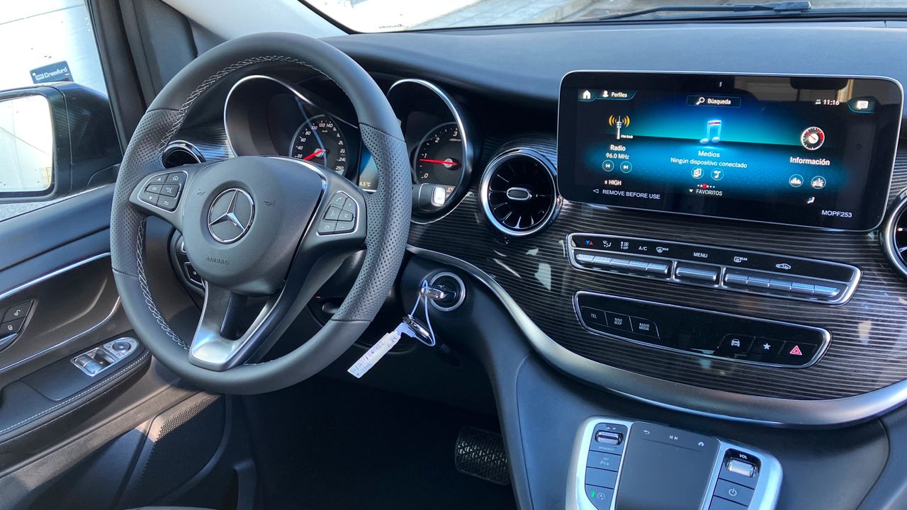 Mercedes Clase V 300 d Avantgarde Largo - foto 9