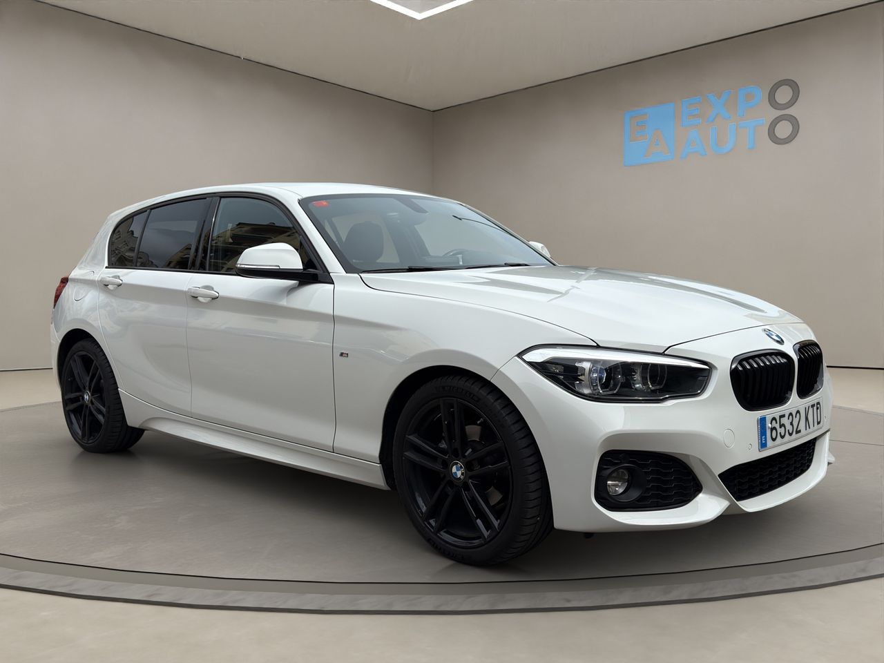 Foto bmw serie 1 2019 /