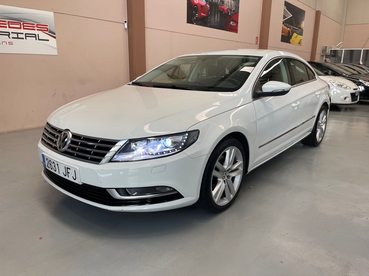 foto de volkswagen passat cc de segunda mano