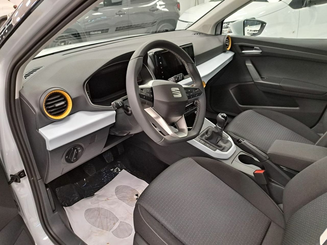 Seat Arona 1.0 TSI 85kW 115CV Style XL  - Foto 2