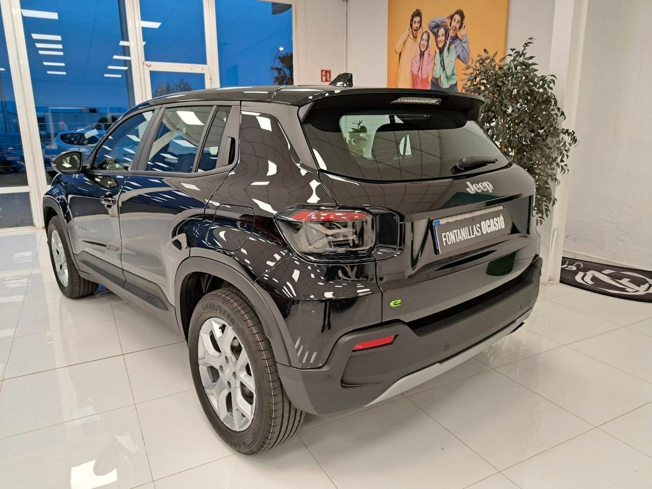 Jeep Avenger 1.2 eHybrid 74kW 100CV Altitude - Foto 2