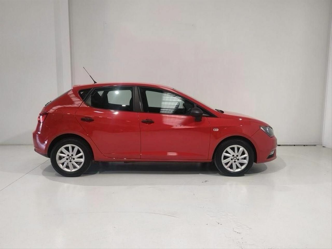 Seat Ibiza 1.2 TSI 66kW 90CV Reference  - Foto 2