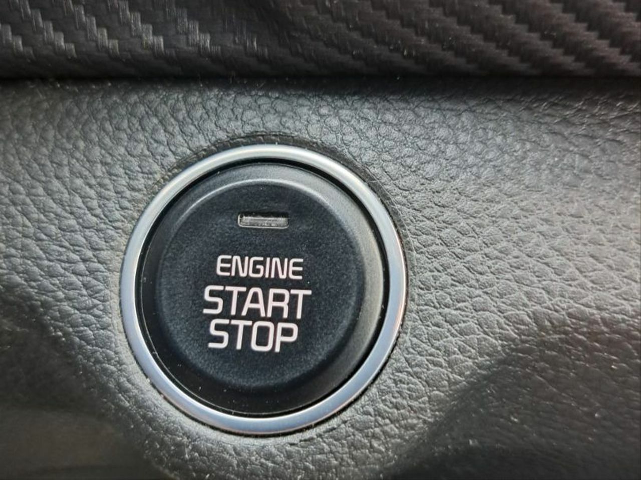 Kia Stonic 1.0 TGDi 74kW 100CV MHEV MT GT Line - Foto 2