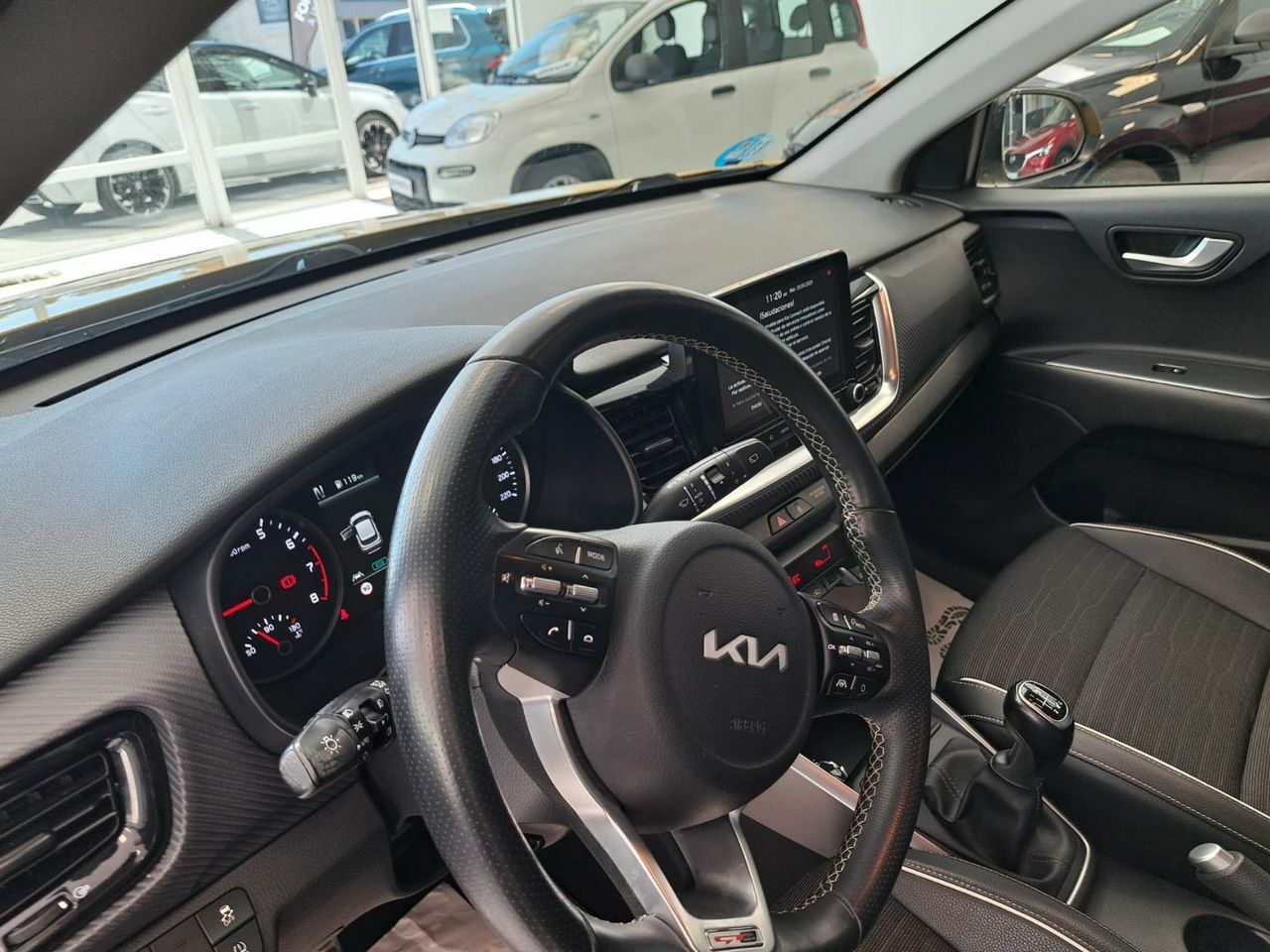 Kia Stonic 1.0 TGDi 74kW 100CV MHEV MT GT Line - Foto 2