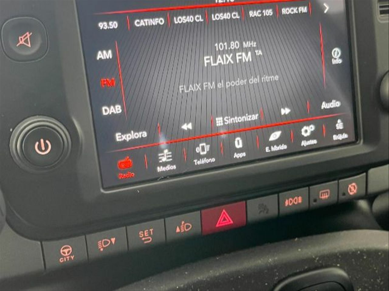Fiat Panda Cross 1.0 Hybrid 51kw 70CV - Foto 2