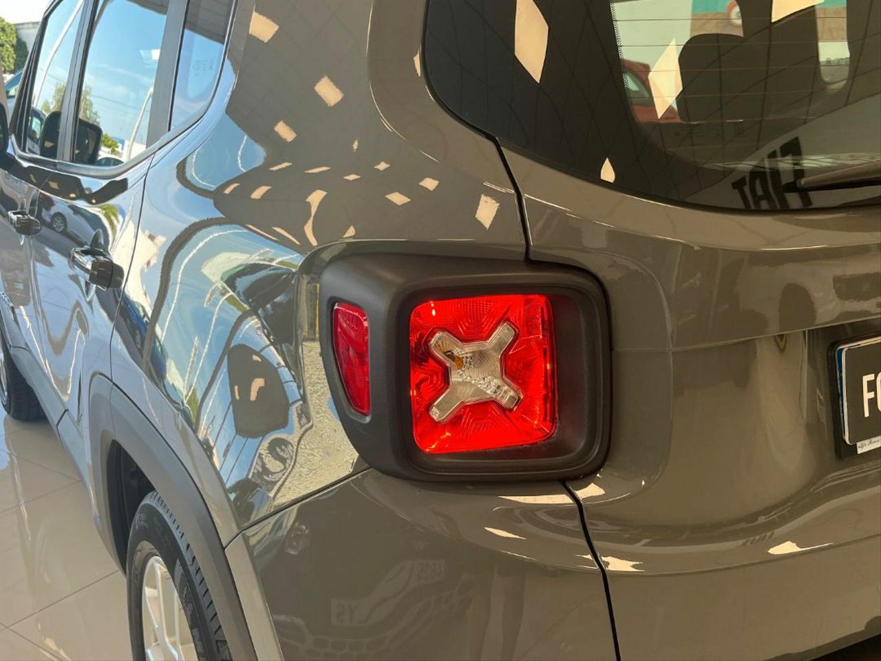 Jeep Renegade Longitude 1.0G 88kW 120CV 4x2  - Foto 2