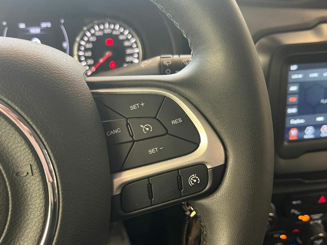 Jeep Renegade Longitude 1.0G 88kW 120CV 4x2  - Foto 2