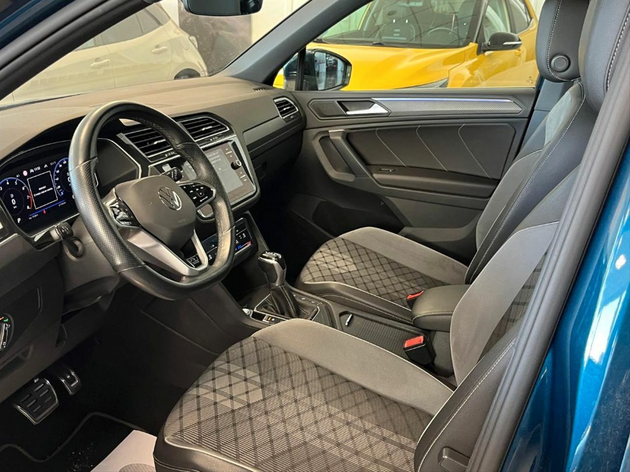 Volkswagen Tiguan RLine 1.5 TSI 110kW 150CV DSG  - Foto 2