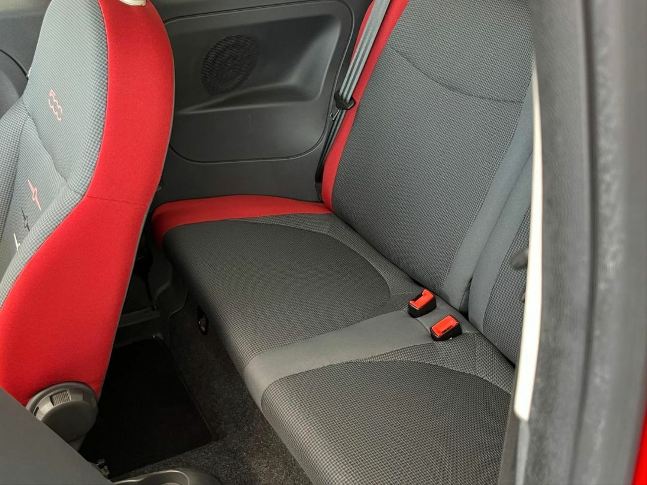 Fiat 500 1.2 8v 69 CV Color Therapy EU6  - Foto 2