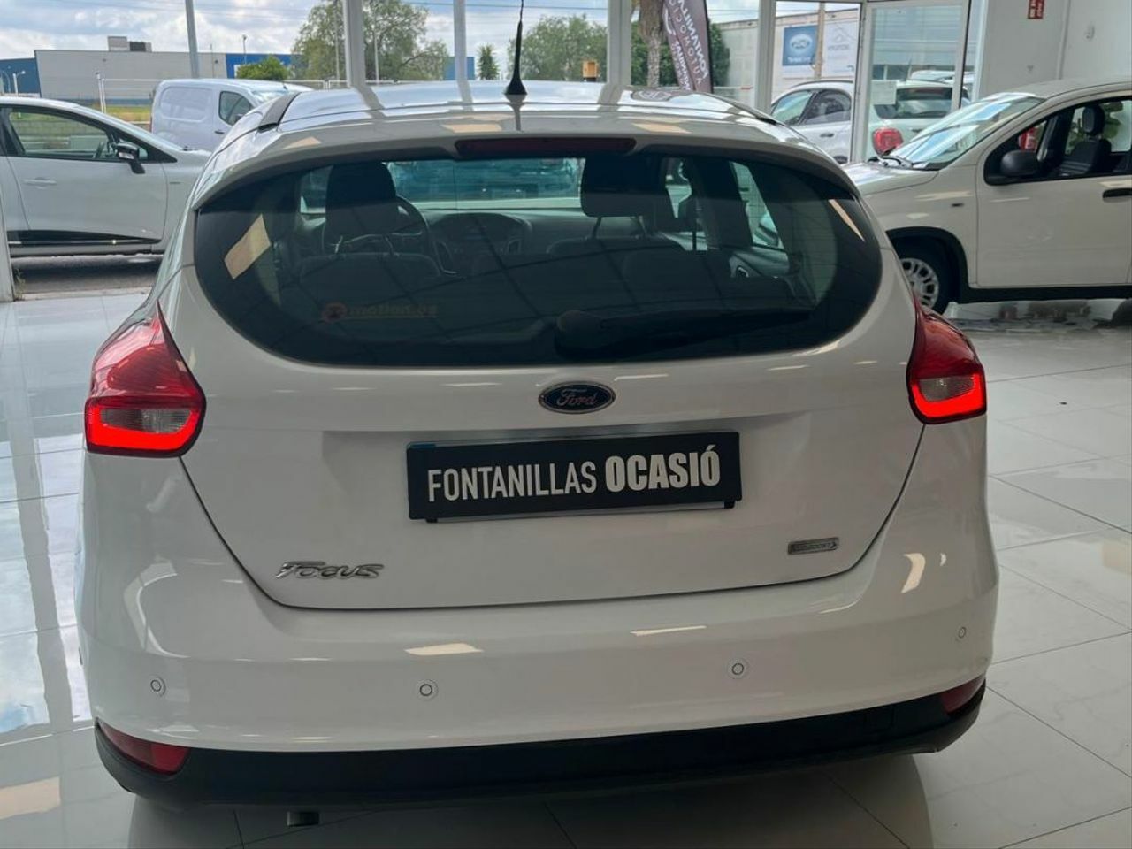 Ford Focus 1.0 Ecoboost AutoStartStop 74kW Trend  - Foto 2