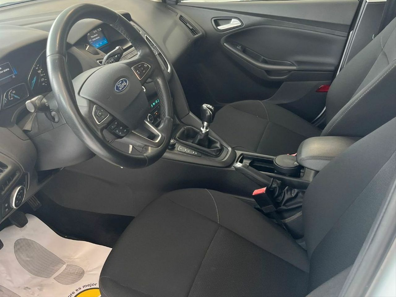 Ford Focus 1.0 Ecoboost AutoStartStop 74kW Trend  - Foto 2