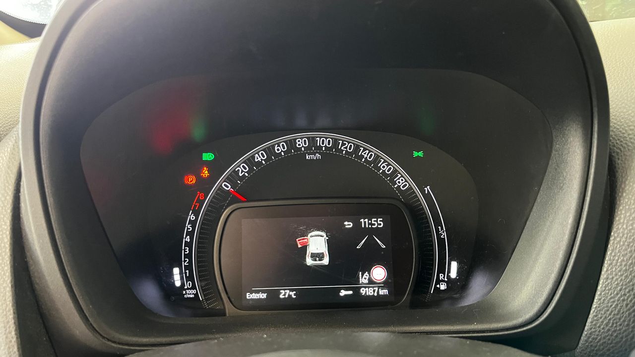 Toyota Aygo 5p 70 x-play - Foto 2