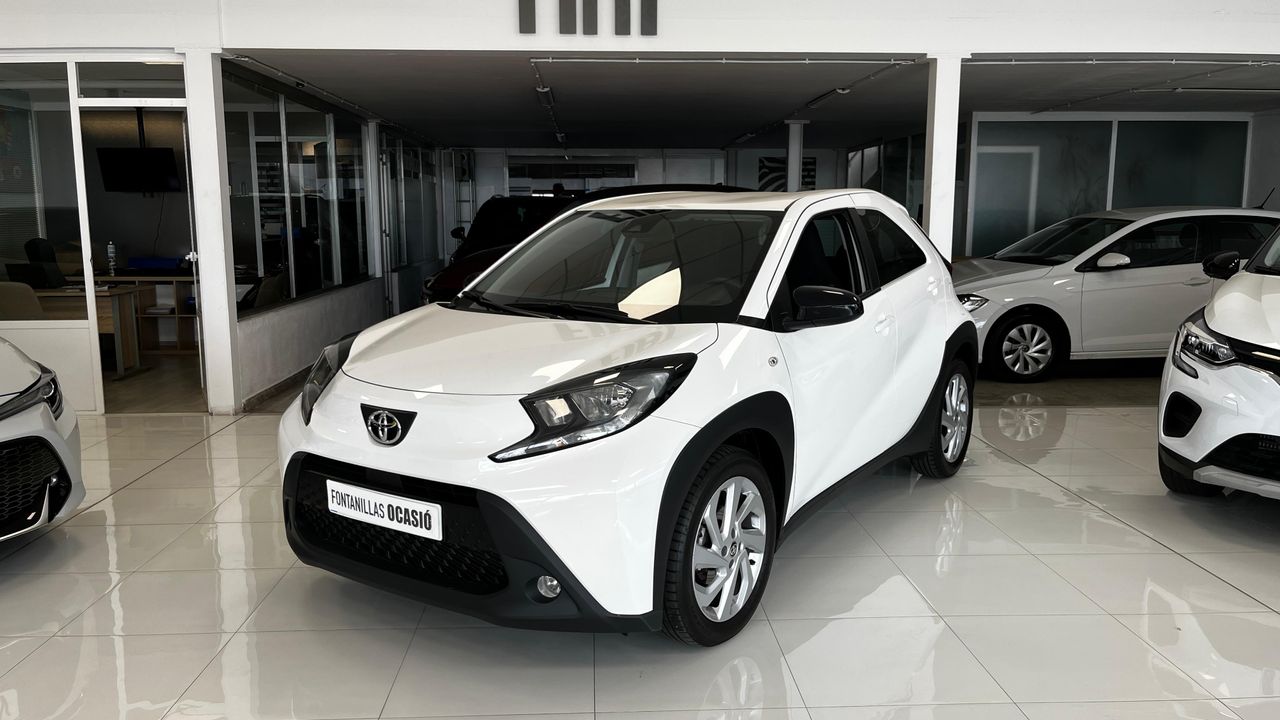 Toyota Aygo 5p 70 x-play - Foto 2