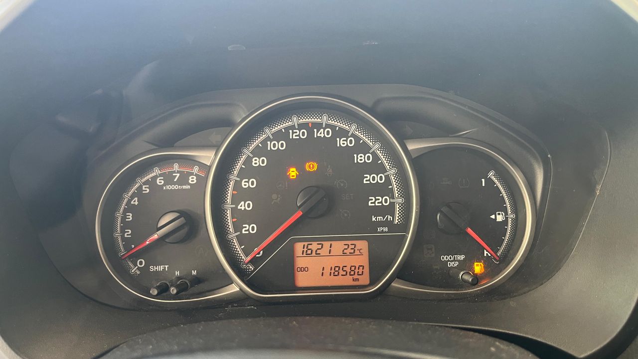 Toyota Yaris active - Foto 2