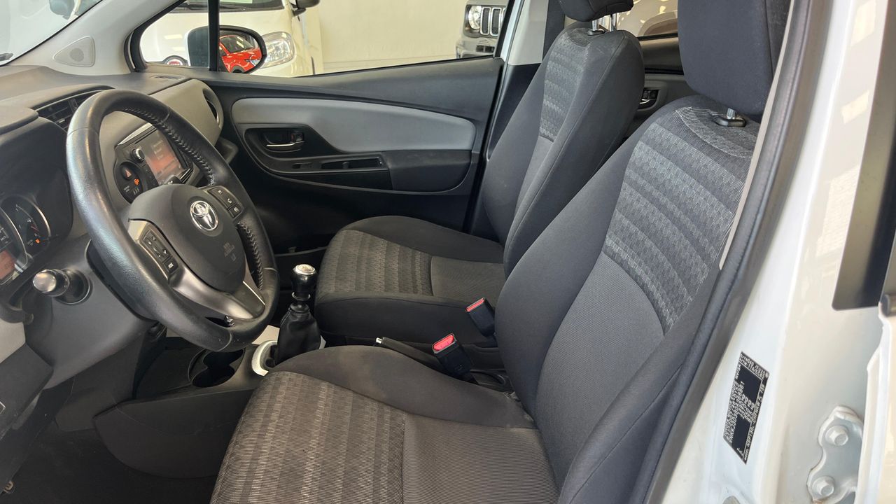 Toyota Yaris active - Foto 2