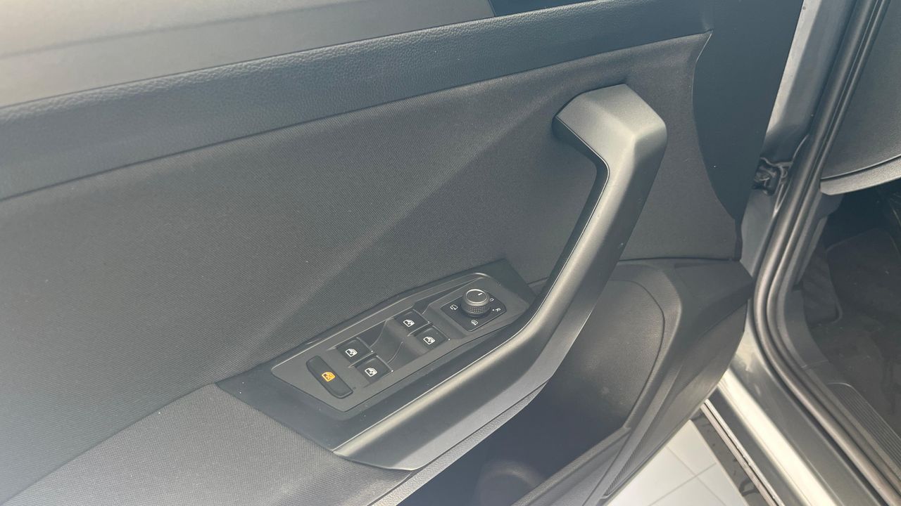 Volkswagen T-Roc R-Line en valls - Foto 2