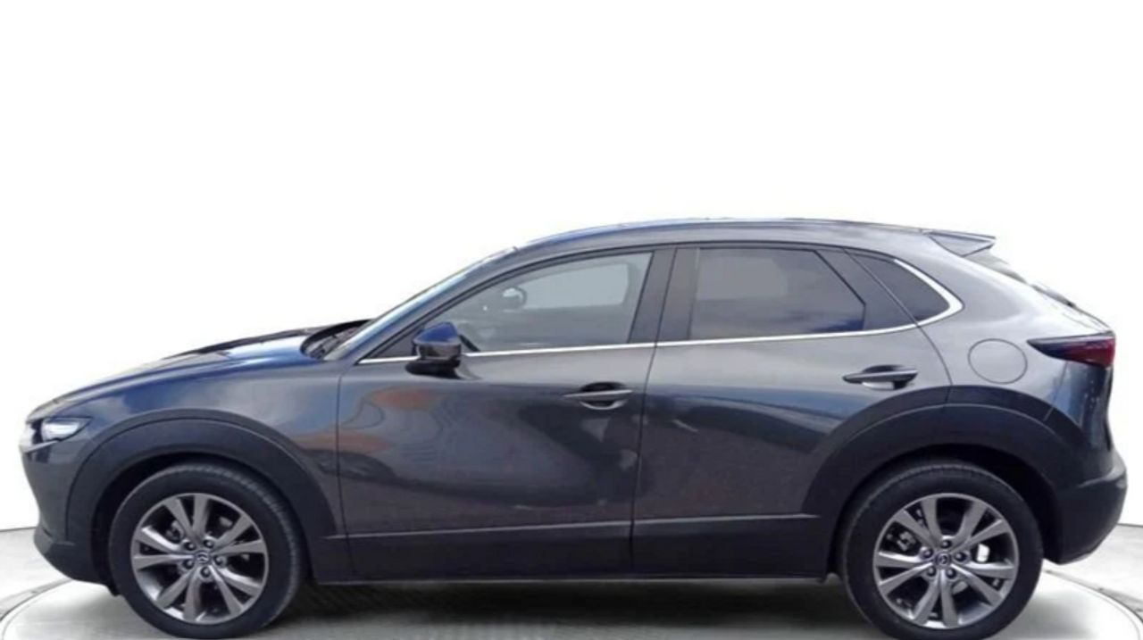 Mazda CX-30 E-SKYACTIV X AUTO en valls - Foto 2
