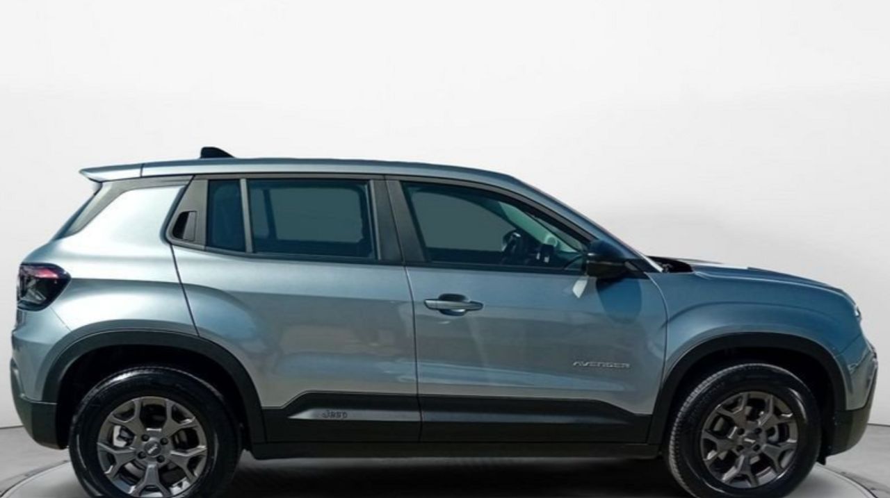 Jeep Avenger LONGITUDE en valls - Foto 2